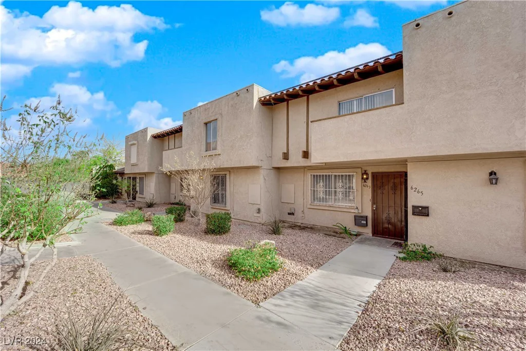 6263 Washington, Las Vegas, NV 89107