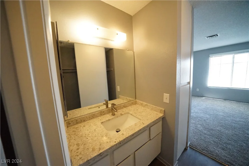 4878 Nara Vista, Las Vegas, NV 89103