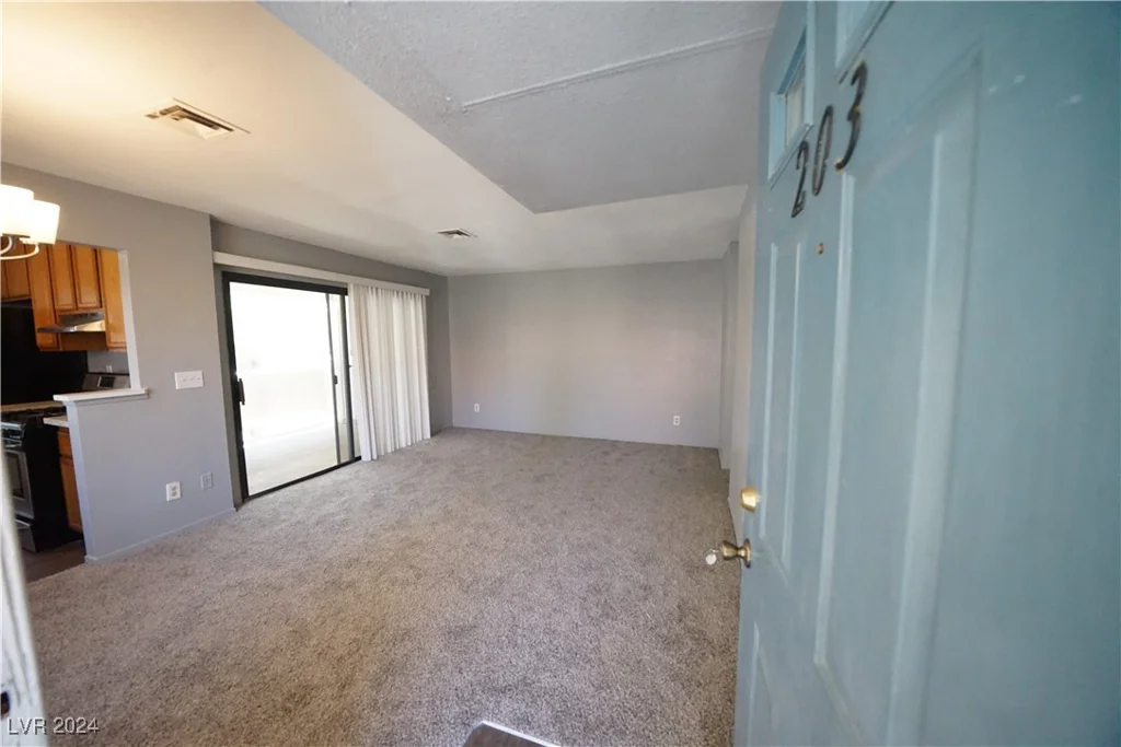 4878 Nara Vista, Las Vegas, NV 89103