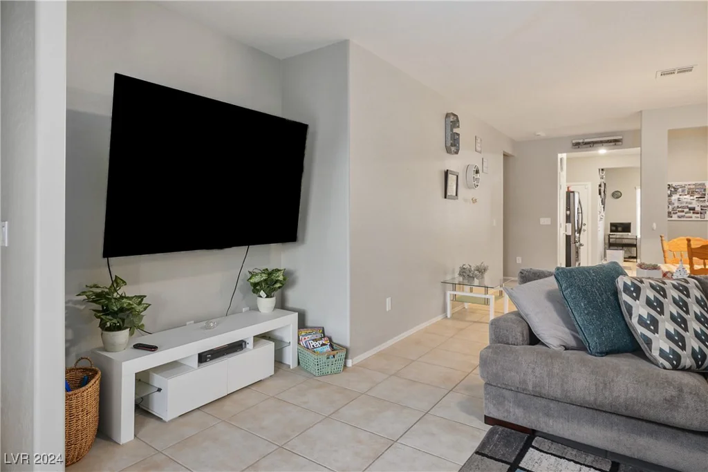 2429 Great Auk, North Las Vegas, NV 89084