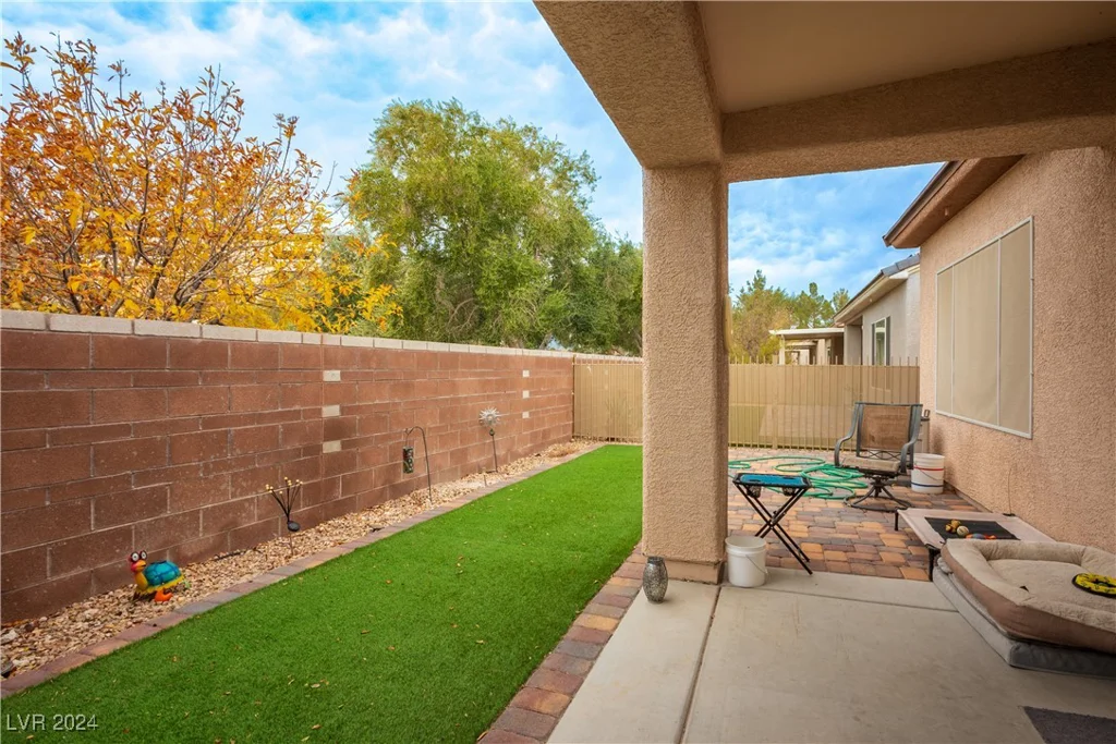 2429 Great Auk, North Las Vegas, NV 89084
