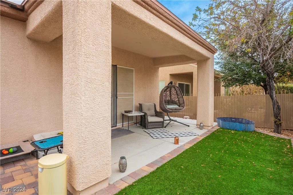 2429 Great Auk, North Las Vegas, NV 89084