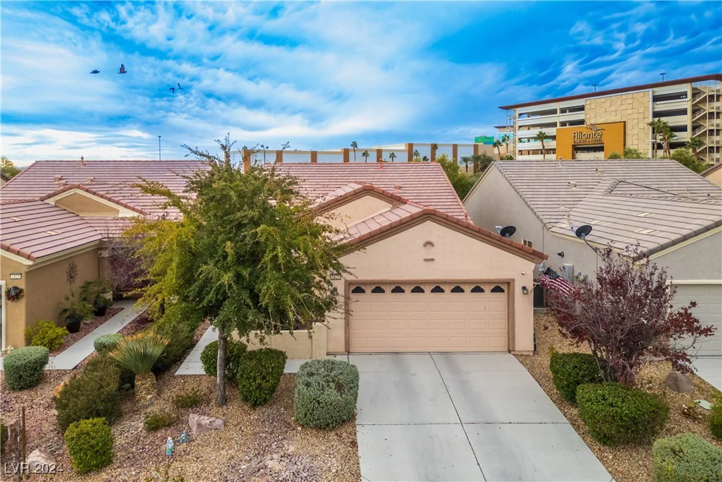 2429 Great Auk, North Las Vegas, NV 89084