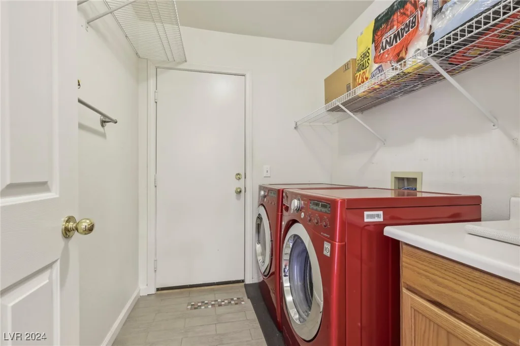 2112 Spanish Town, North Las Vegas, NV 89031