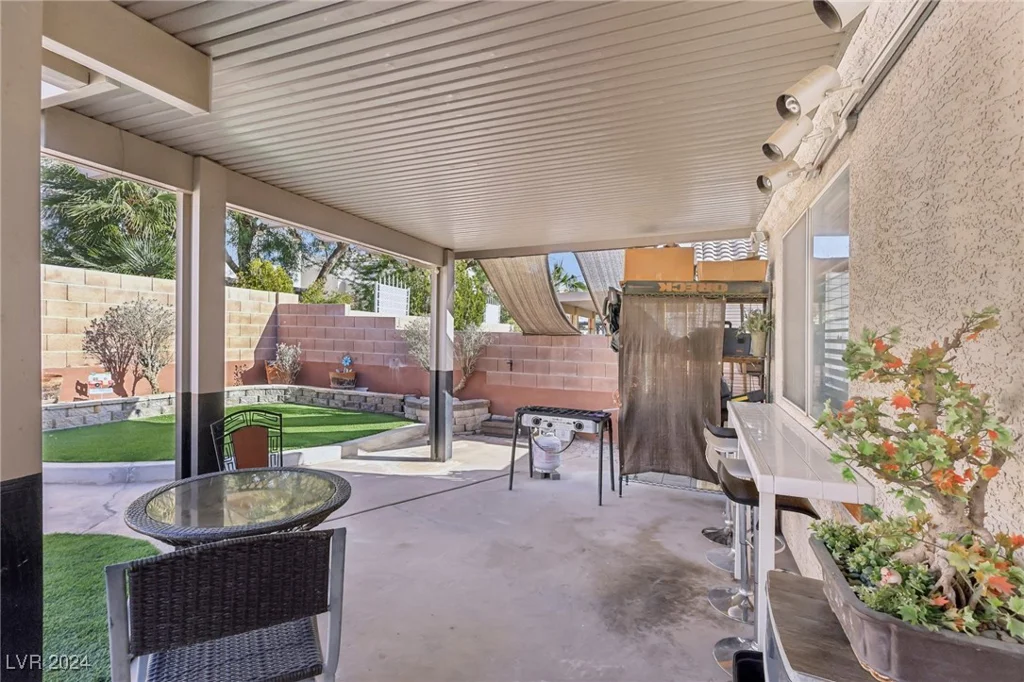 2112 Spanish Town, North Las Vegas, NV 89031