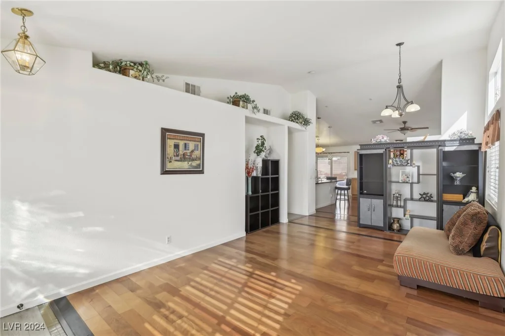 2112 Spanish Town, North Las Vegas, NV 89031
