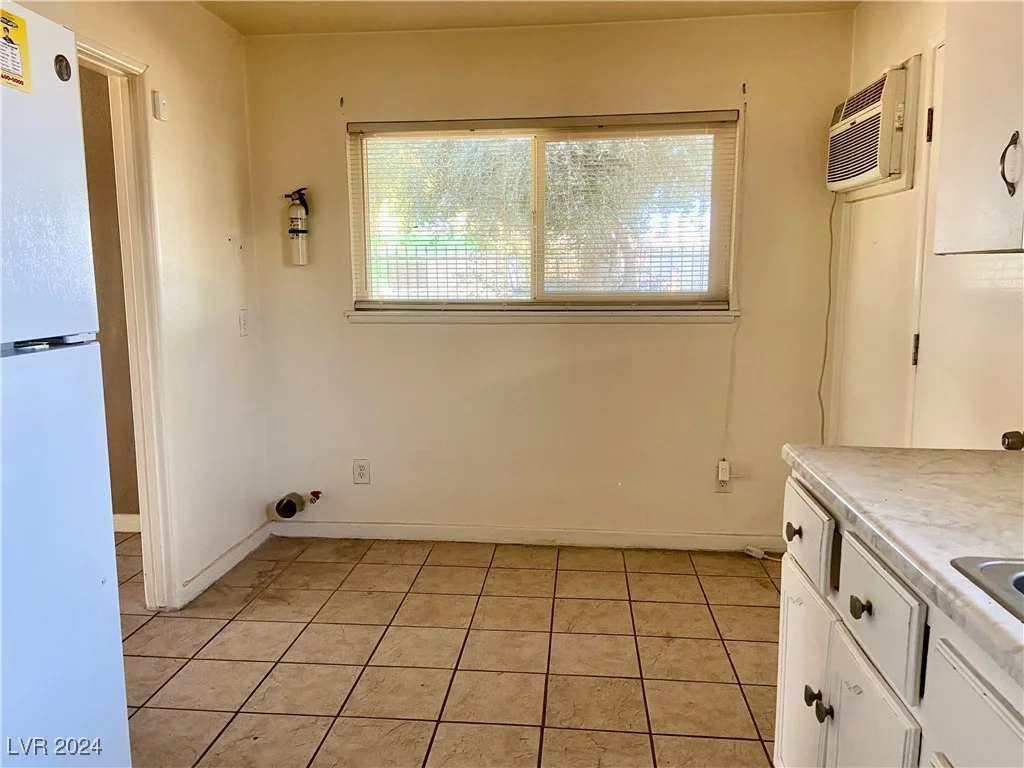 1661 D, Las Vegas, NV 89106