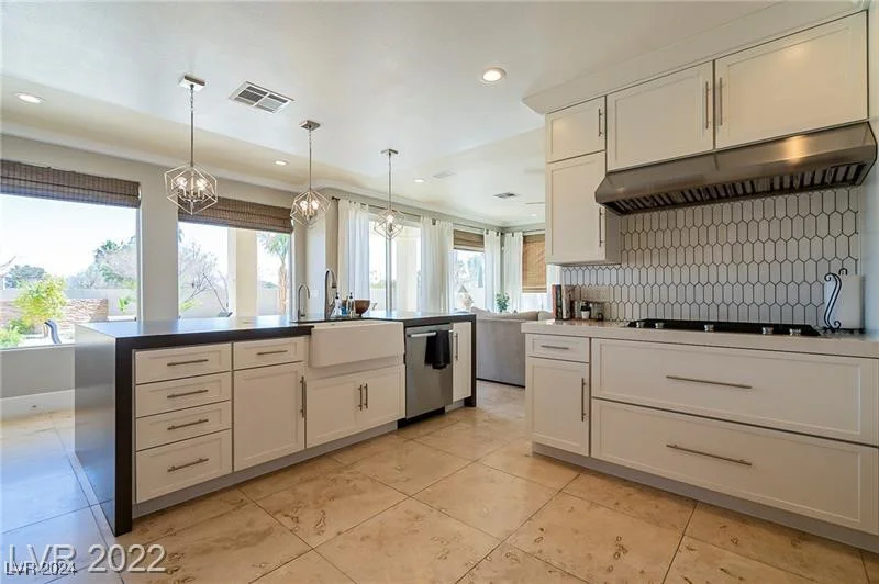 249 Eldorado, Las Vegas, NV 89123