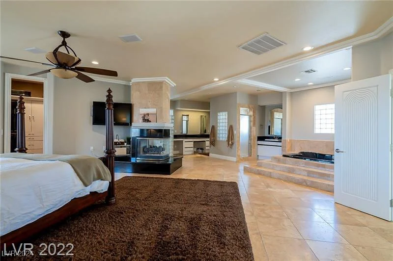 249 Eldorado, Las Vegas, NV 89123