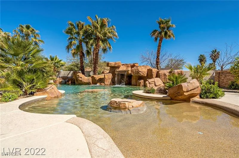 249 Eldorado, Las Vegas, NV 89123