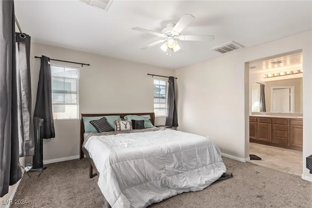 8331 Lower Trailhead, Las Vegas, NV 89113