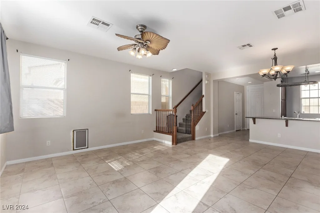 8331 Lower Trailhead, Las Vegas, NV 89113