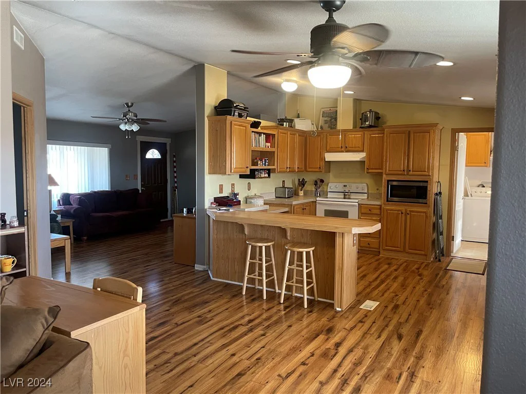 1171 GEOFREY, Pahrump, NV 89060