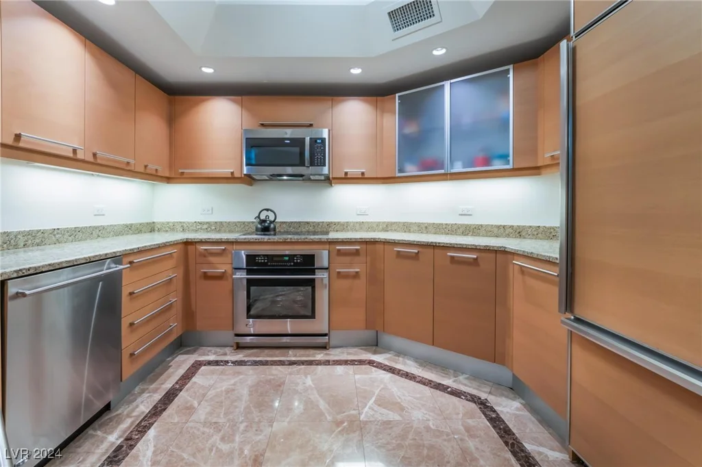 322 Karen, Las Vegas, NV 89109
