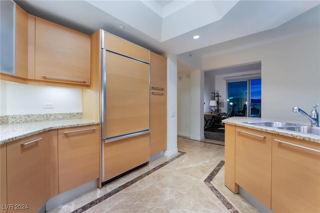 322 Karen, Las Vegas, NV 89109