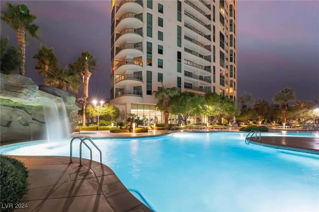 322 Karen, Las Vegas, NV 89109