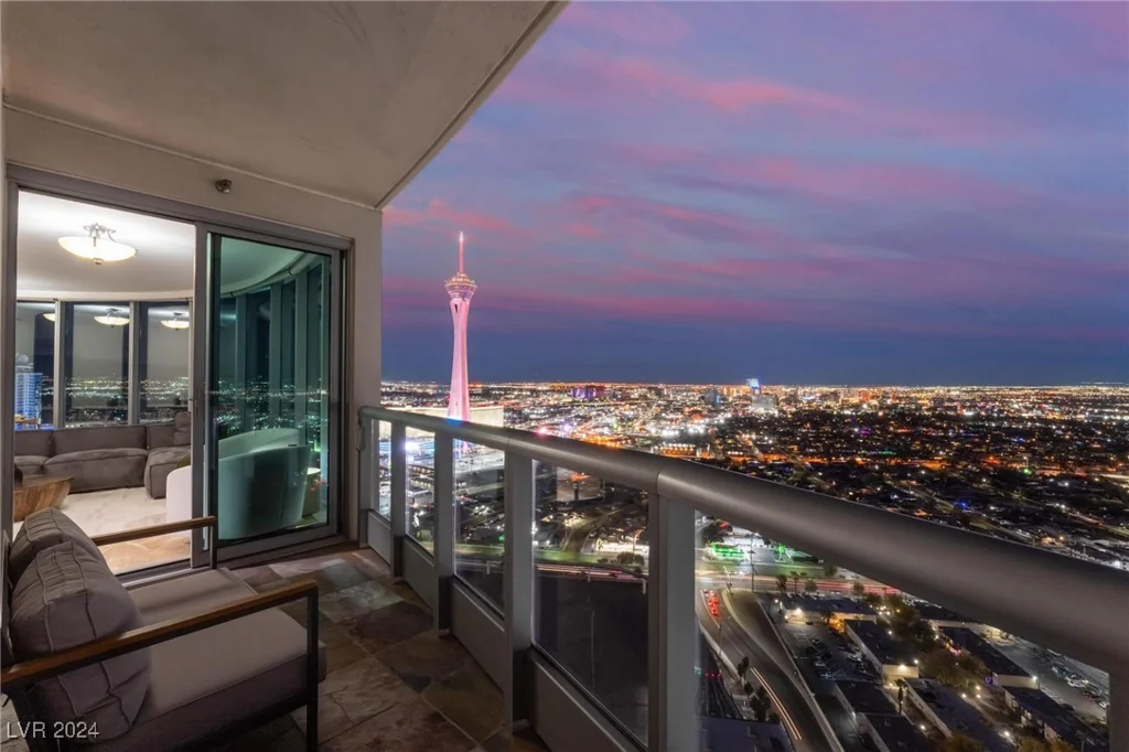 322 Karen, Las Vegas, NV 89109