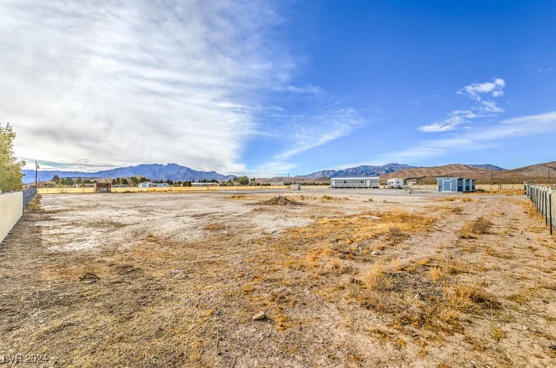 4901 Maple, Pahrump, NV 89048
