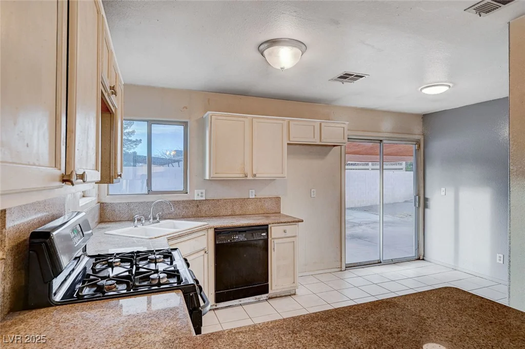 1565 Pasture, Las Vegas, NV 89110