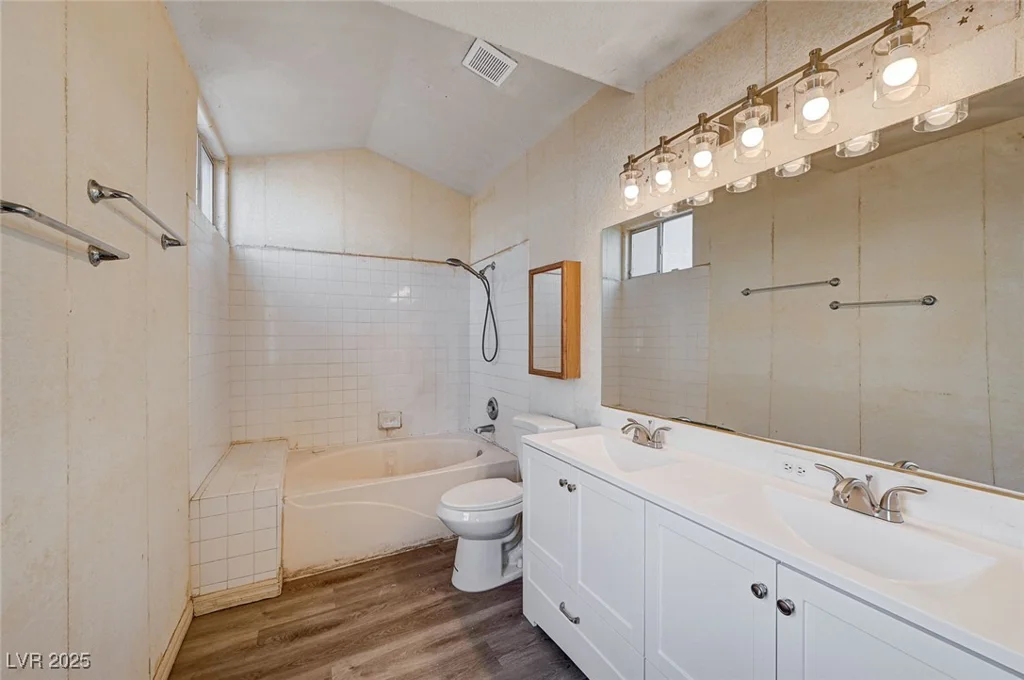 1565 Pasture, Las Vegas, NV 89110