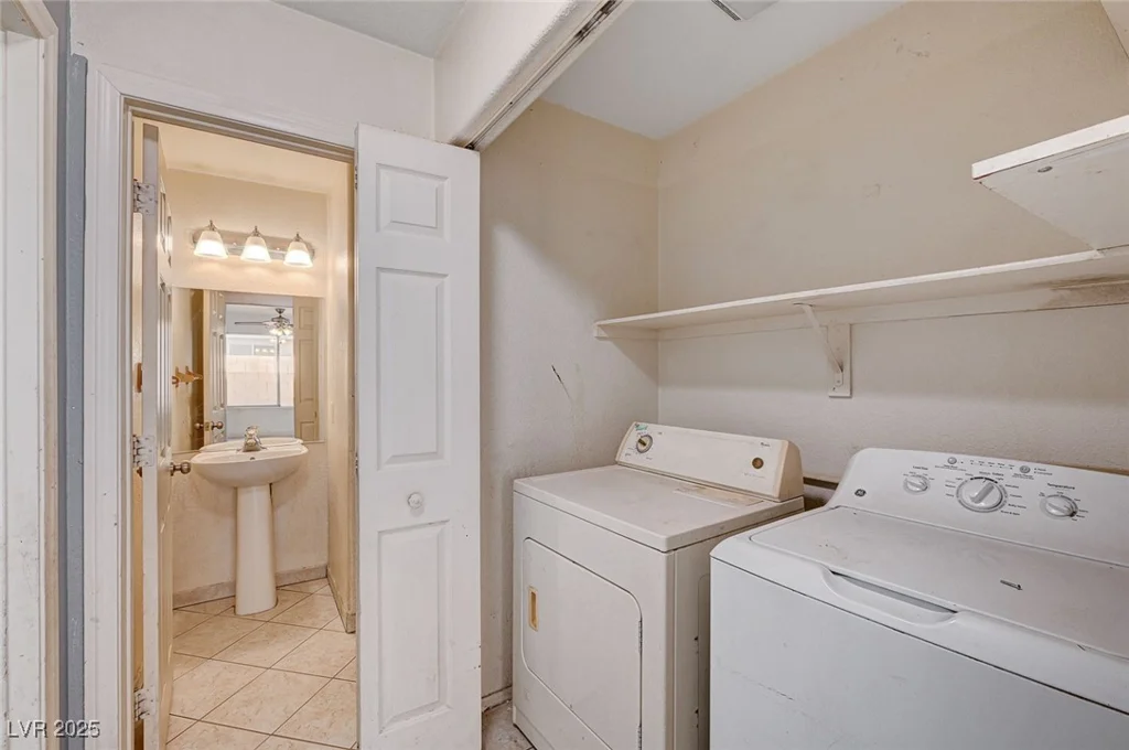 1565 Pasture, Las Vegas, NV 89110