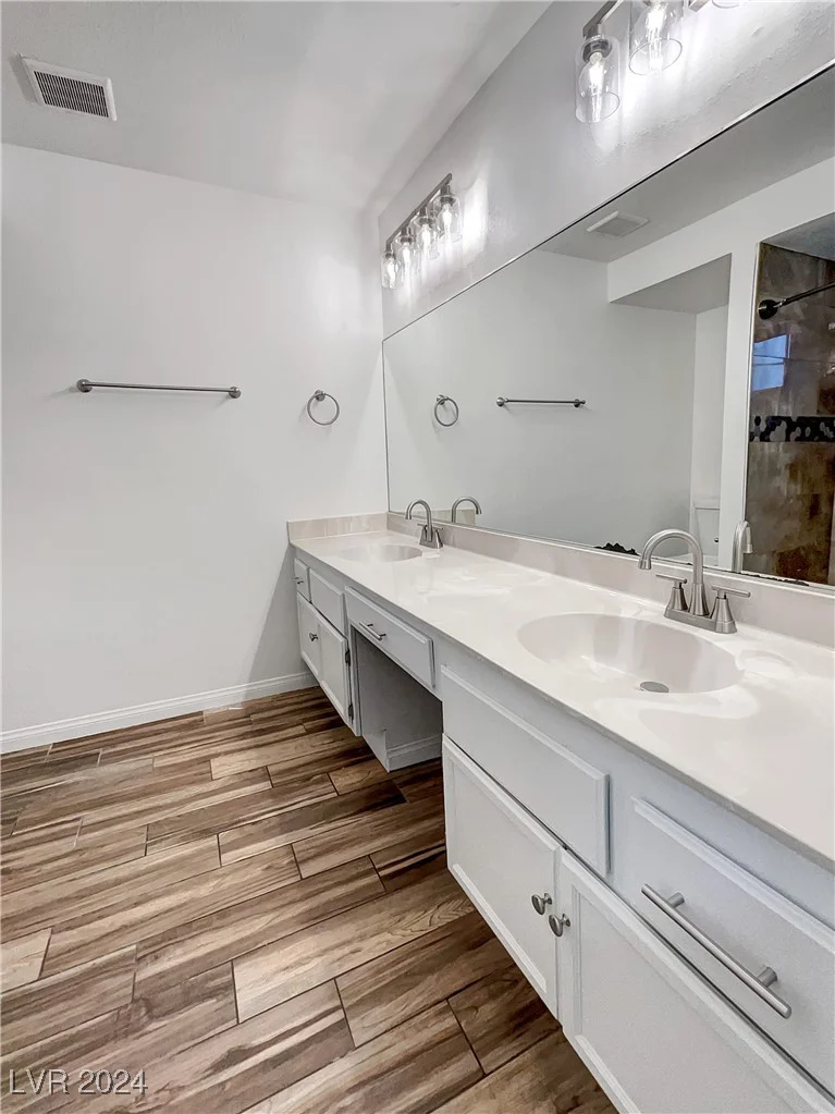 1240 Linn, Las Vegas, NV 89110