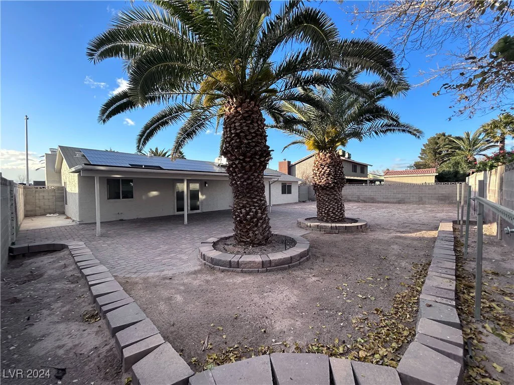 1240 Linn, Las Vegas, NV 89110
