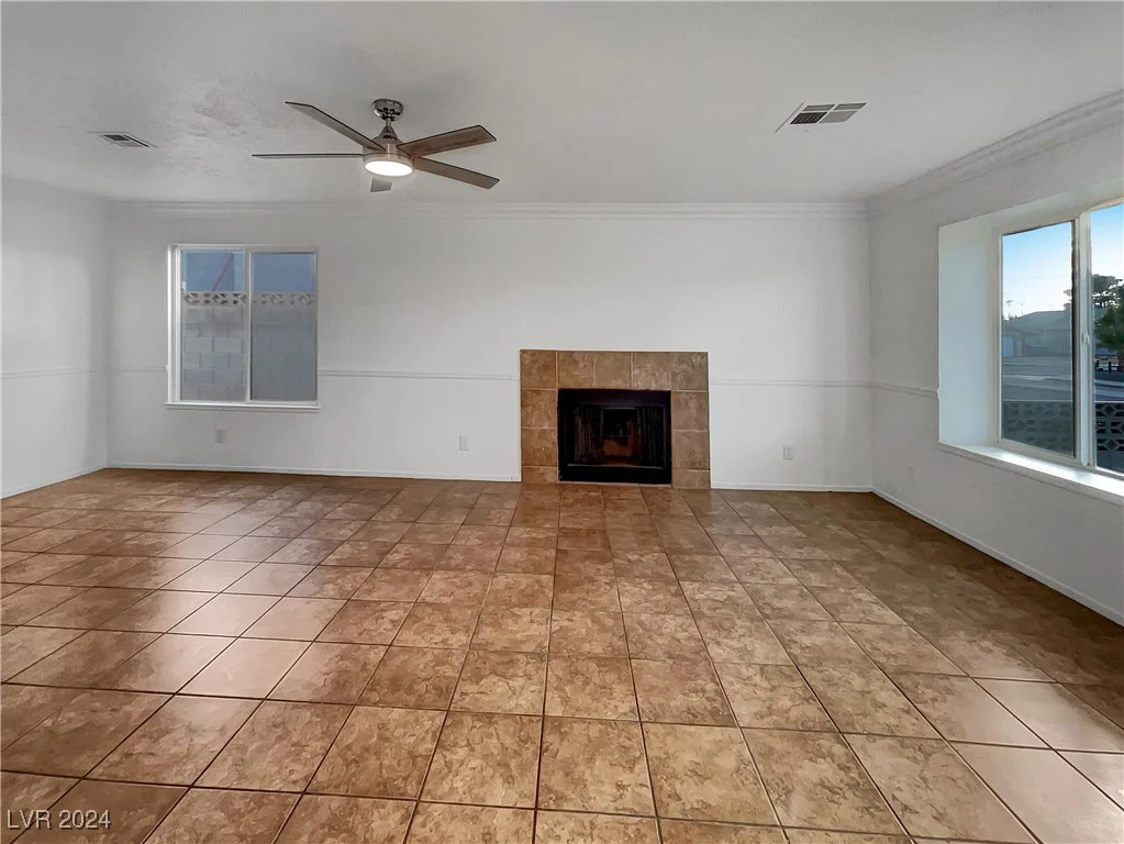 1240 Linn, Las Vegas, NV 89110