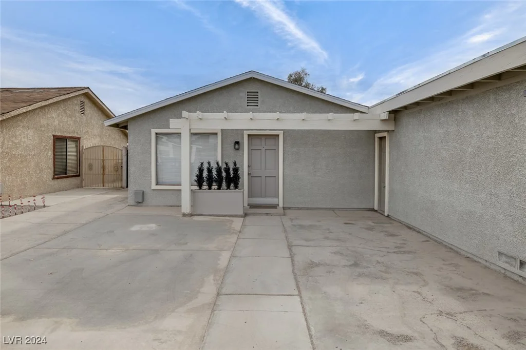 5975 Via Capri, Las Vegas, NV 89122