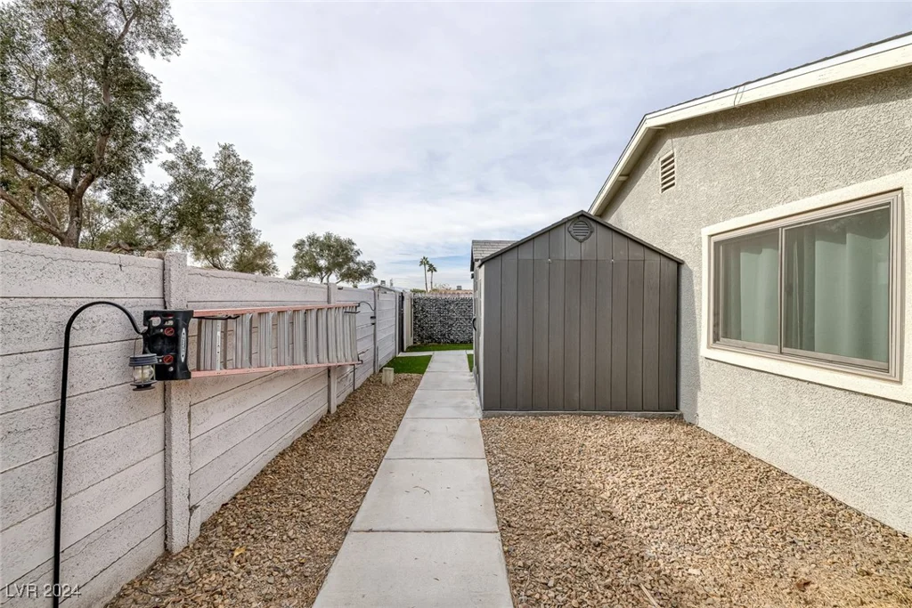5975 Via Capri, Las Vegas, NV 89122