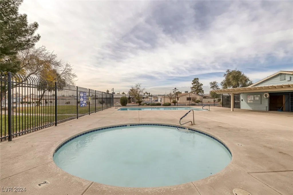 5975 Via Capri, Las Vegas, NV 89122