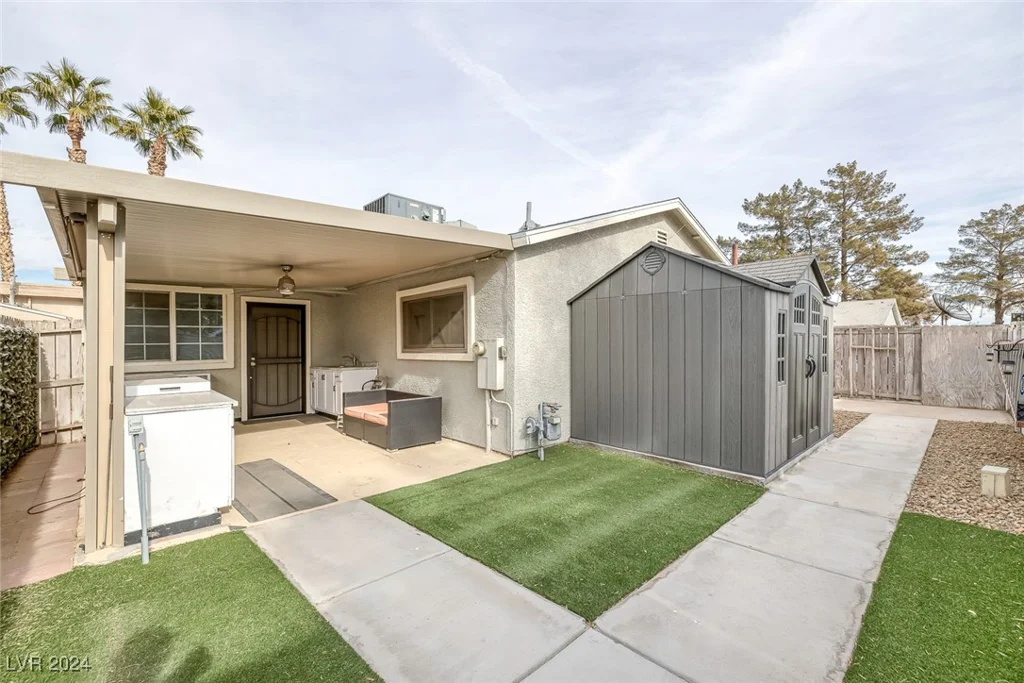 5975 Via Capri, Las Vegas, NV 89122