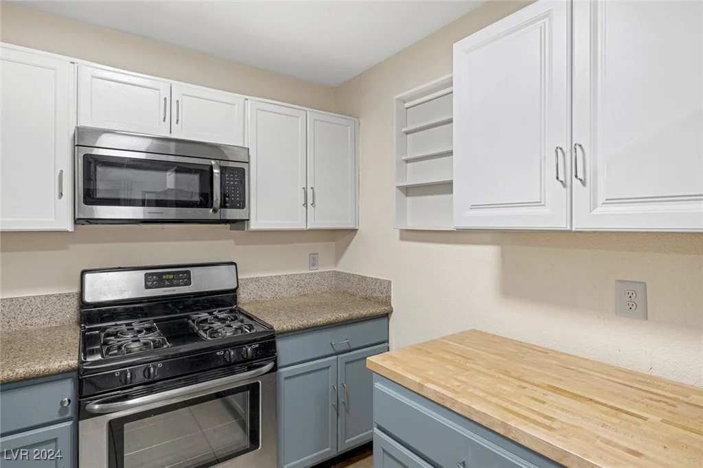 5975 Via Capri, Las Vegas, NV 89122