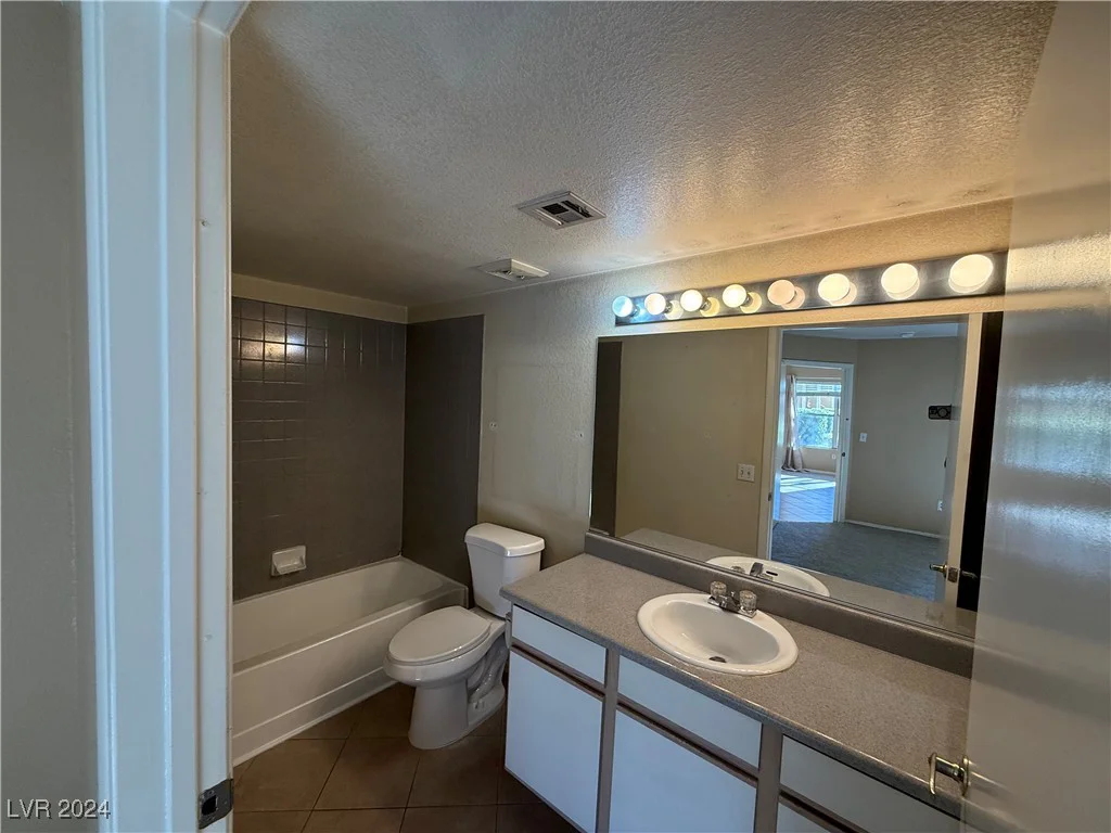 2300 Silverado Ranch, Las Vegas, NV 89183