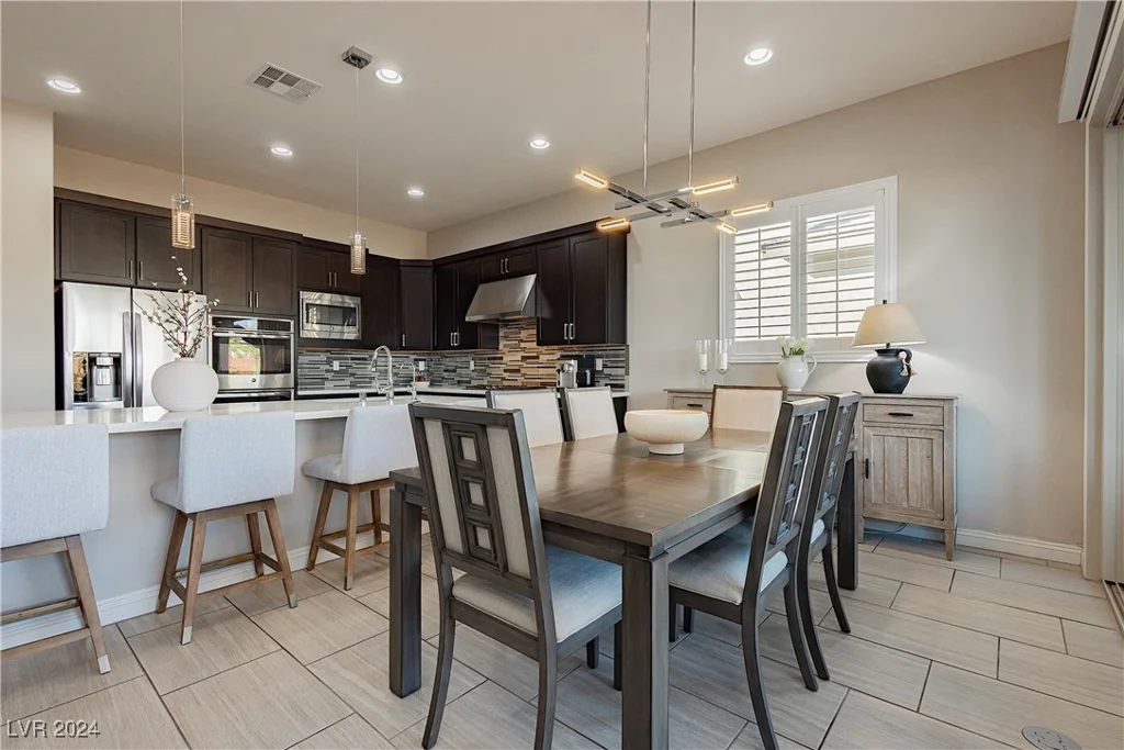 5864 Sky Ridge Falls, Las Vegas, NV 89135