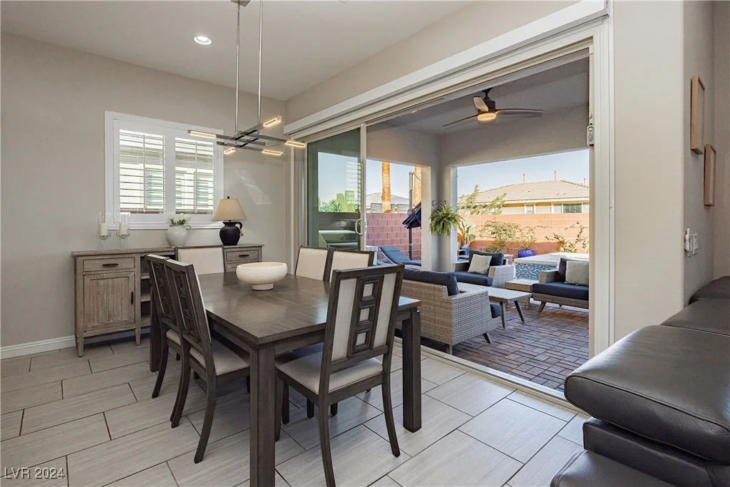 5864 Sky Ridge Falls, Las Vegas, NV 89135