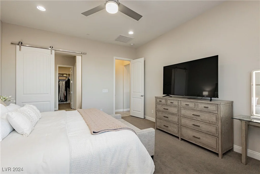 5864 Sky Ridge Falls, Las Vegas, NV 89135