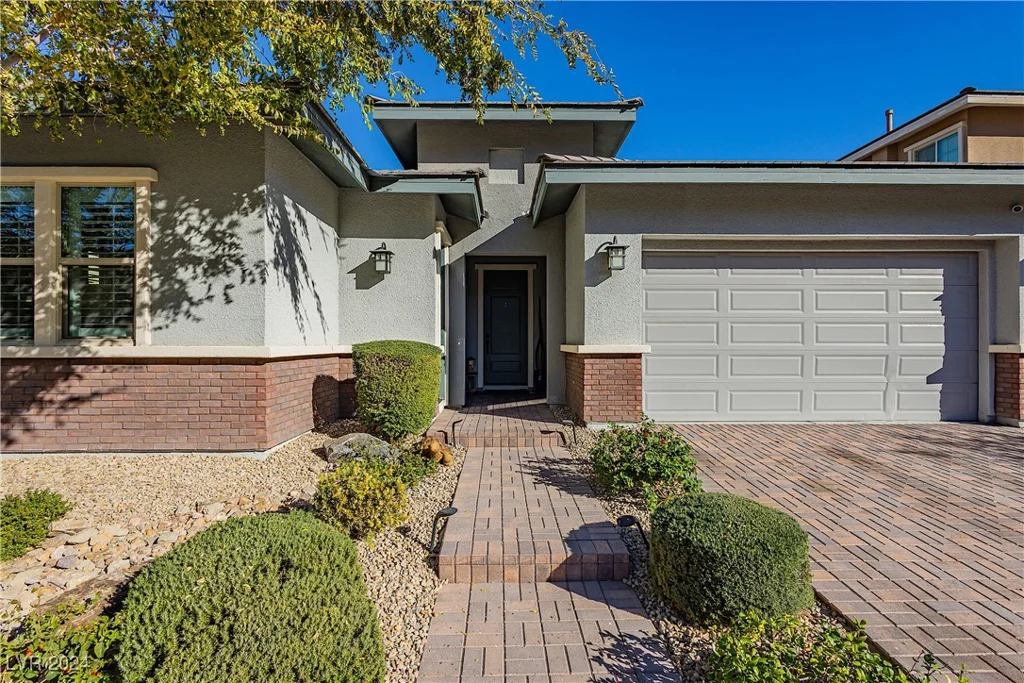 5864 Sky Ridge Falls, Las Vegas, NV 89135