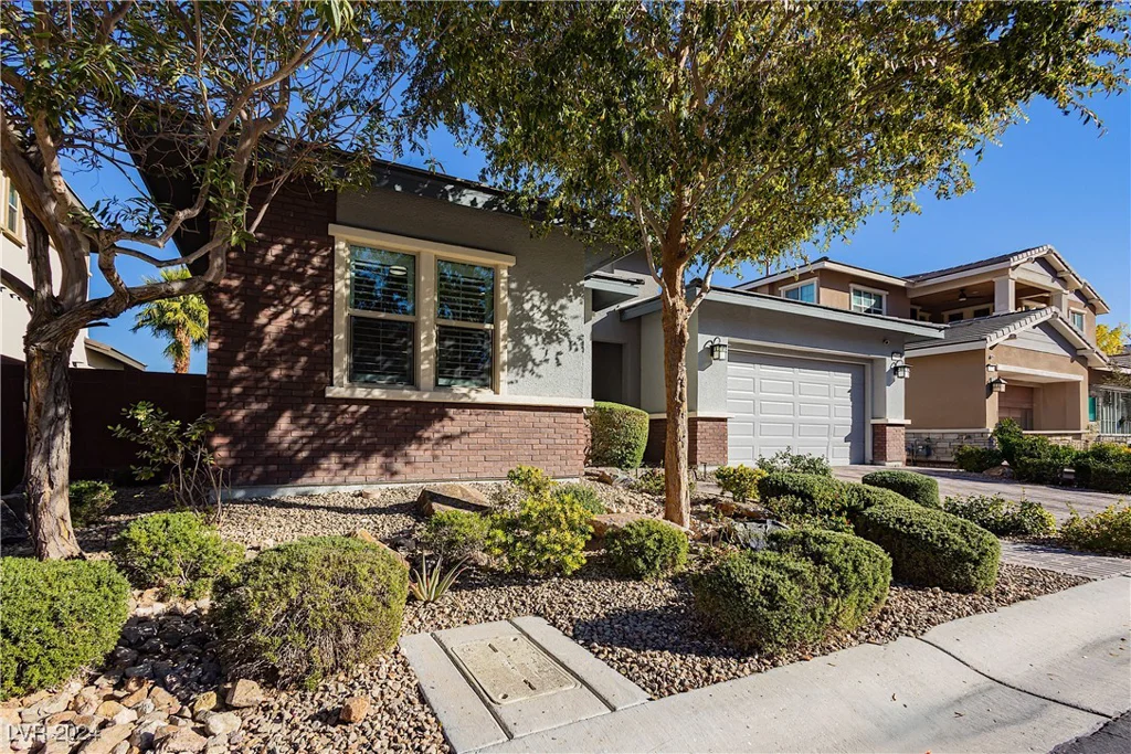 5864 Sky Ridge Falls, Las Vegas, NV 89135