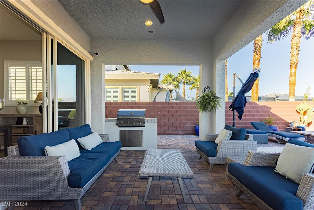 5864 Sky Ridge Falls, Las Vegas, NV 89135