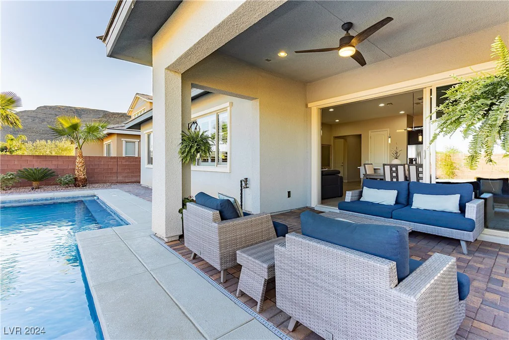 5864 Sky Ridge Falls, Las Vegas, NV 89135