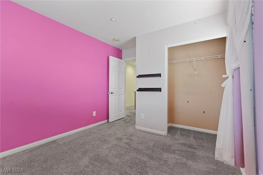 6648 Weeping Pine, Las Vegas, NV 89149