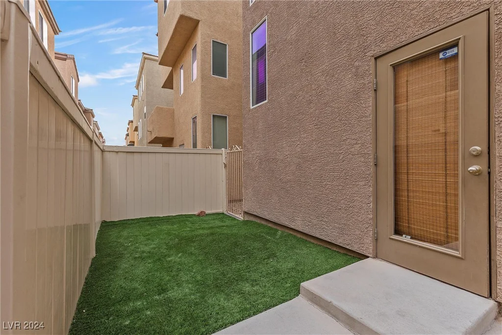6648 Weeping Pine, Las Vegas, NV 89149