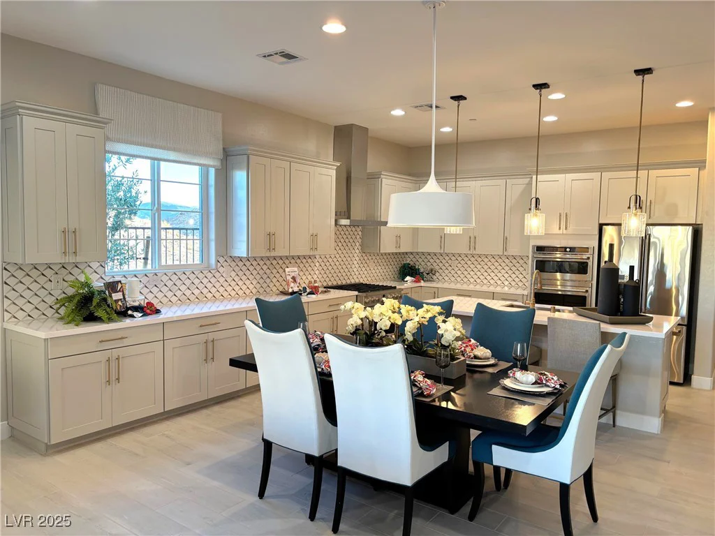 32 Honeymoon, Henderson, NV 89011