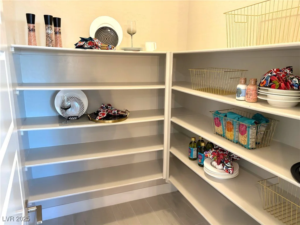 32 Honeymoon, Henderson, NV 89011