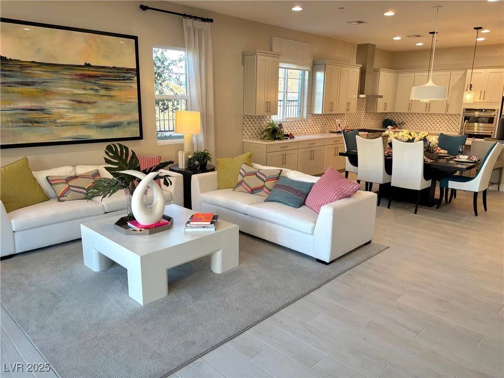 32 Honeymoon, Henderson, NV 89011