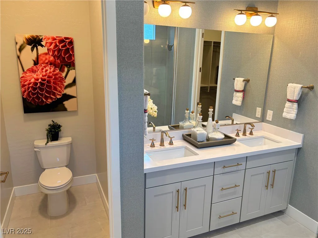 32 Honeymoon, Henderson, NV 89011