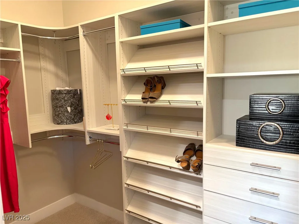 32 Honeymoon, Henderson, NV 89011