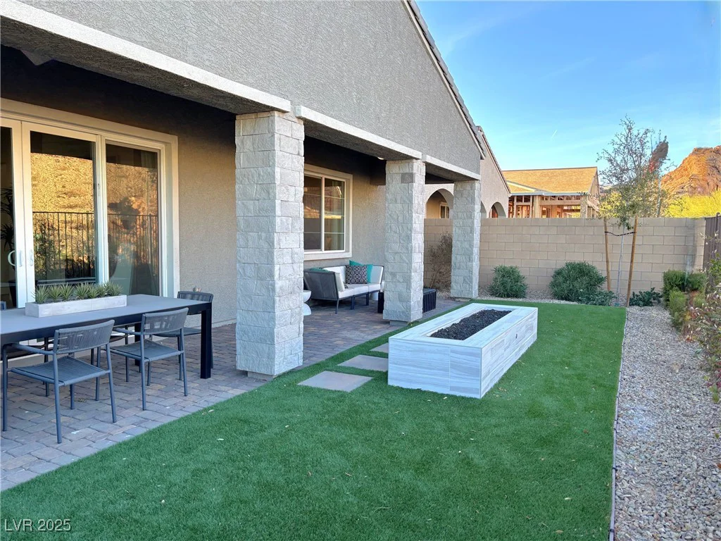 32 Honeymoon, Henderson, NV 89011