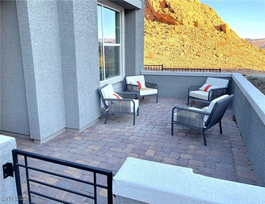 32 Honeymoon, Henderson, NV 89011
